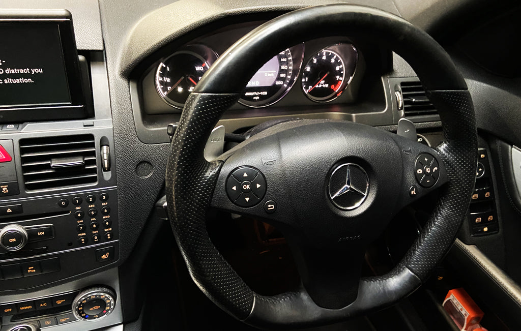 W204 c63 on sale steering wheel