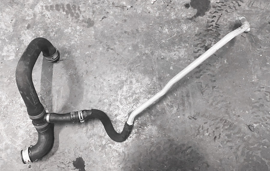 Mercedes C63 AMG 6.3 W204 - Pipes