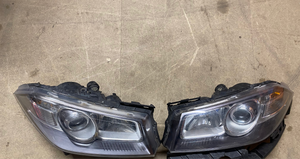RENAULT MEGANE SPORT R26 / 225 PHASE 2 - XENON HEADLIGHTS x2