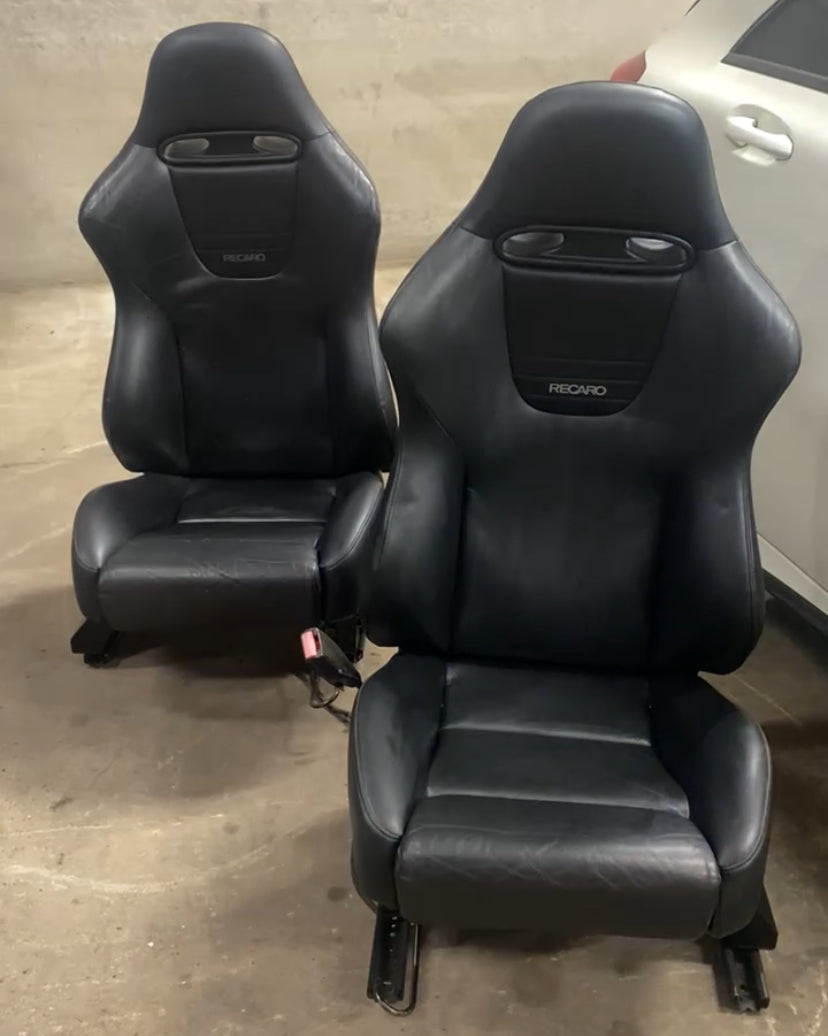 Renault Megane Sport 225/R26 Recaro Trendline Seats x2
