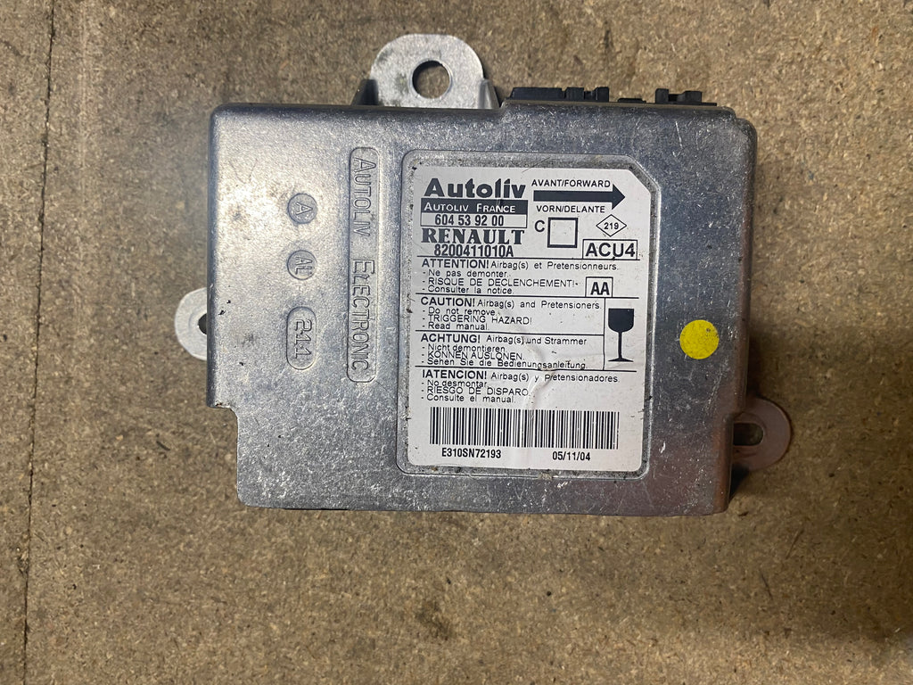 RENAULT MEGANE SPORT R26 / 225 - AIRBAG ECU