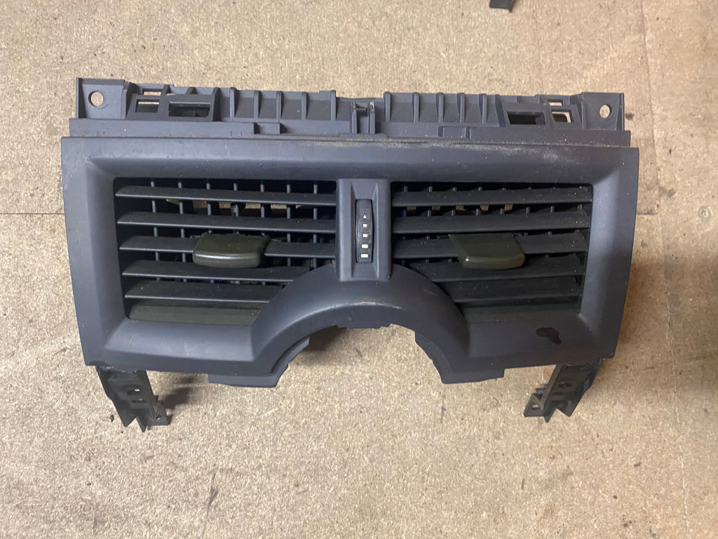 RENAULT MEGANE SPORT R26 / 225 - DASHBOARD HEATER VENT