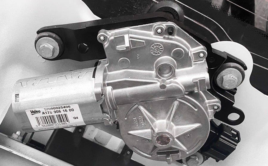 Mercedes A45 AMG - Windscreen Motor (Rear)
