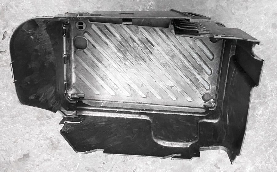 Mercedes A45 AMG - Battery Tray Cover