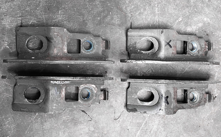 Mercedes A45 AMG - Bracket x4