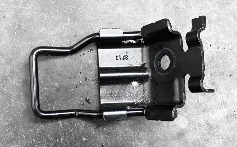 Mercedes A45 AMG - Bracket