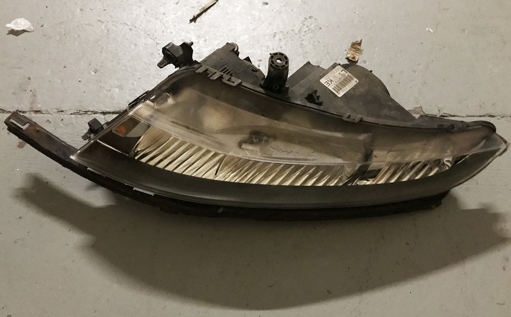 Honda Civic Type R FN2 - Passengers Side Headlight