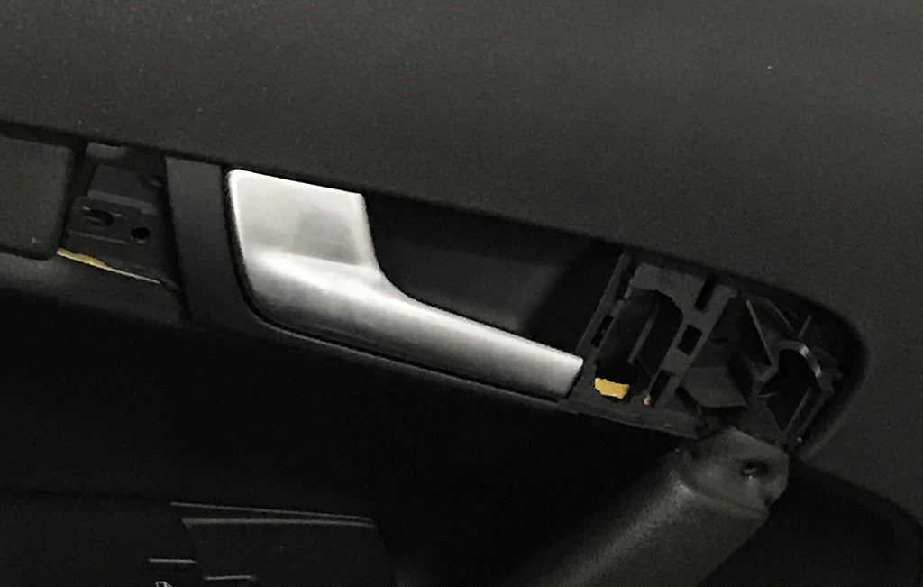 AUDI S3 8P - FRONT DOOR INTERIOR DOOR HANDLE