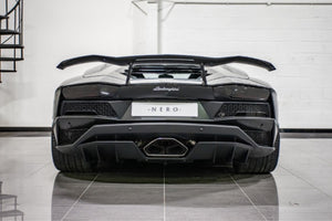 LAMBORGHINI AVENTADOR S NERO DESIGN TWIN REAR WING