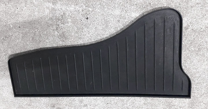 BMW F20 / F21 M135i - GLOVEBOX RUBBER