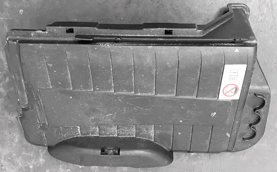 Mercedes A45 AMG - Battery Lid