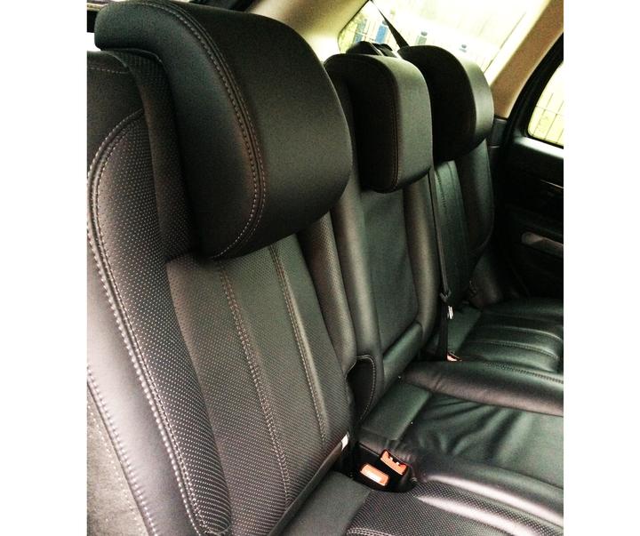Range Rover Sport HSE Seat Belt (Drivers Rear Only)