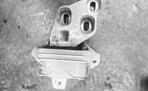 Mercedes A45 AMG - Engine Mount