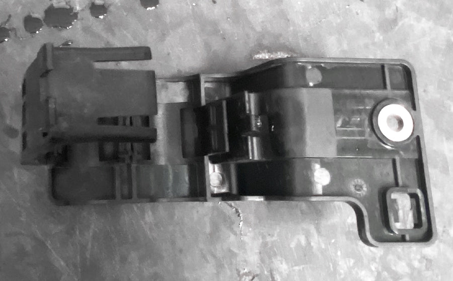 Mercedes A45 AMG - Bracket