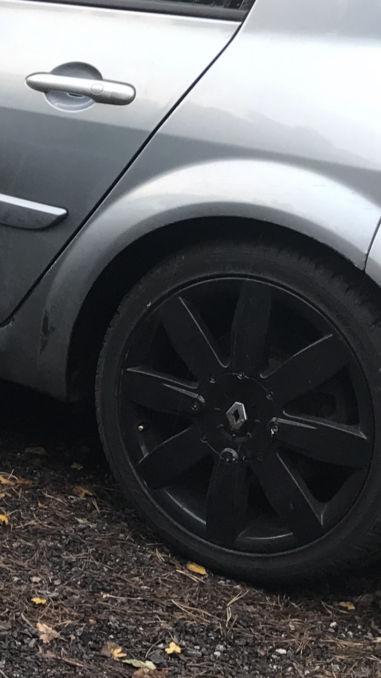 Renault Megane Sport R26 / 225 Alloy Wheels & Tyres 4x (Black)